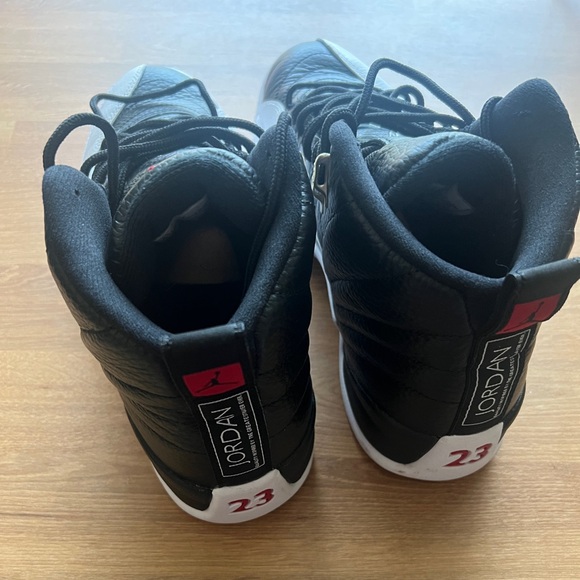 Air Jordan Retro 12 Playoffs - Picture 2 of 7